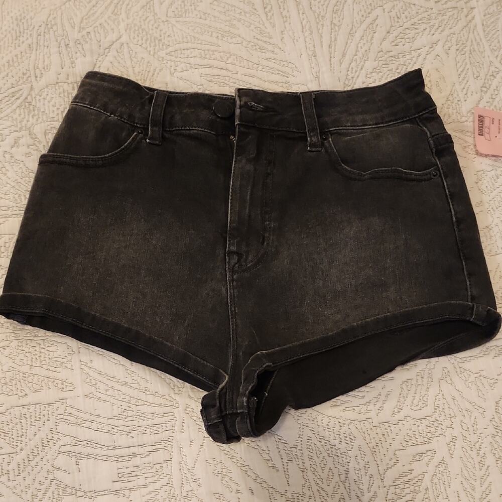 Urban Outfitters BDG Super High Waisted Shorts Size 27 Black